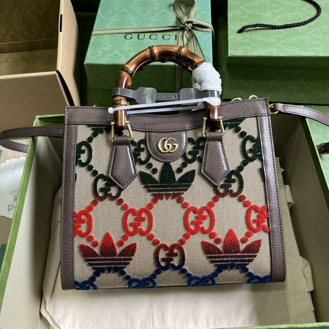 Diana - Bamboo Handle Handbag