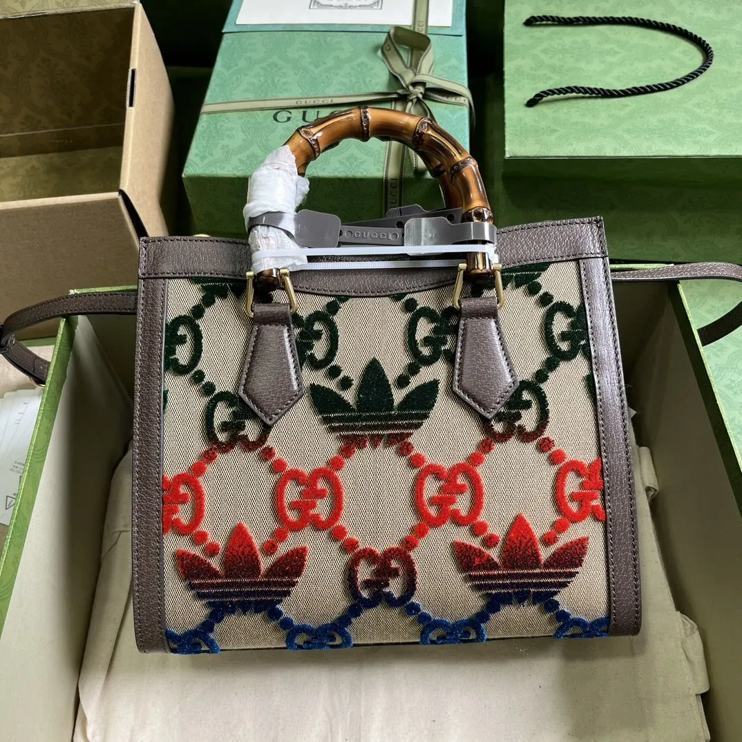 Diana - Bamboo Handle Handbag
