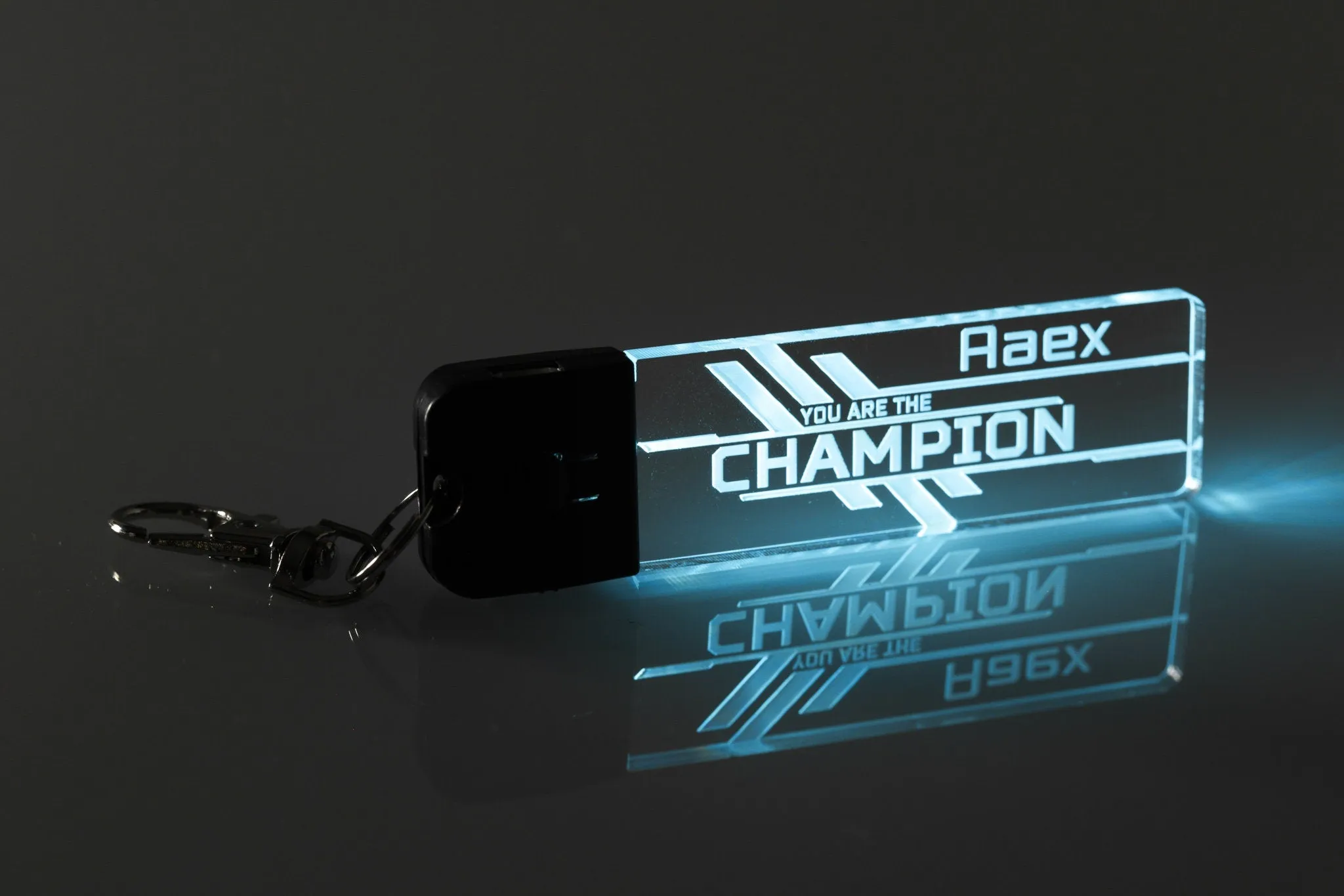 Personalized Apex Legends Key chain - Made in USA - Color Changing - Stocking Stuffer - Acrylic Keychain